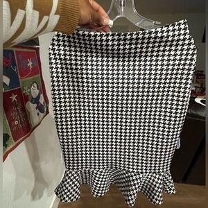 4 for 1 – Pencil Skirts